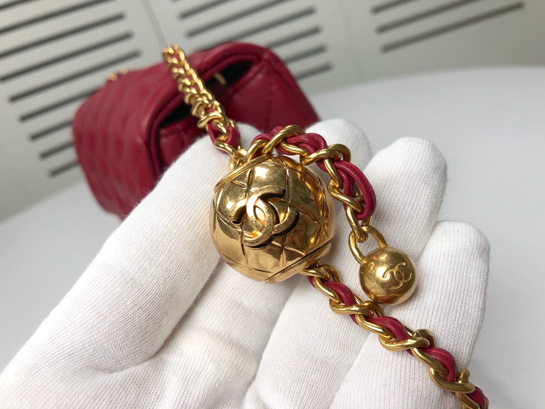 Chanel Cross Body Metal Ball Chain Shoulder Bag Handbag