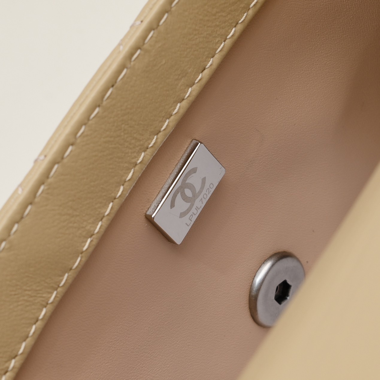 Chanel Cross Body Metal Ball Chain Shoulder Bag Handbag