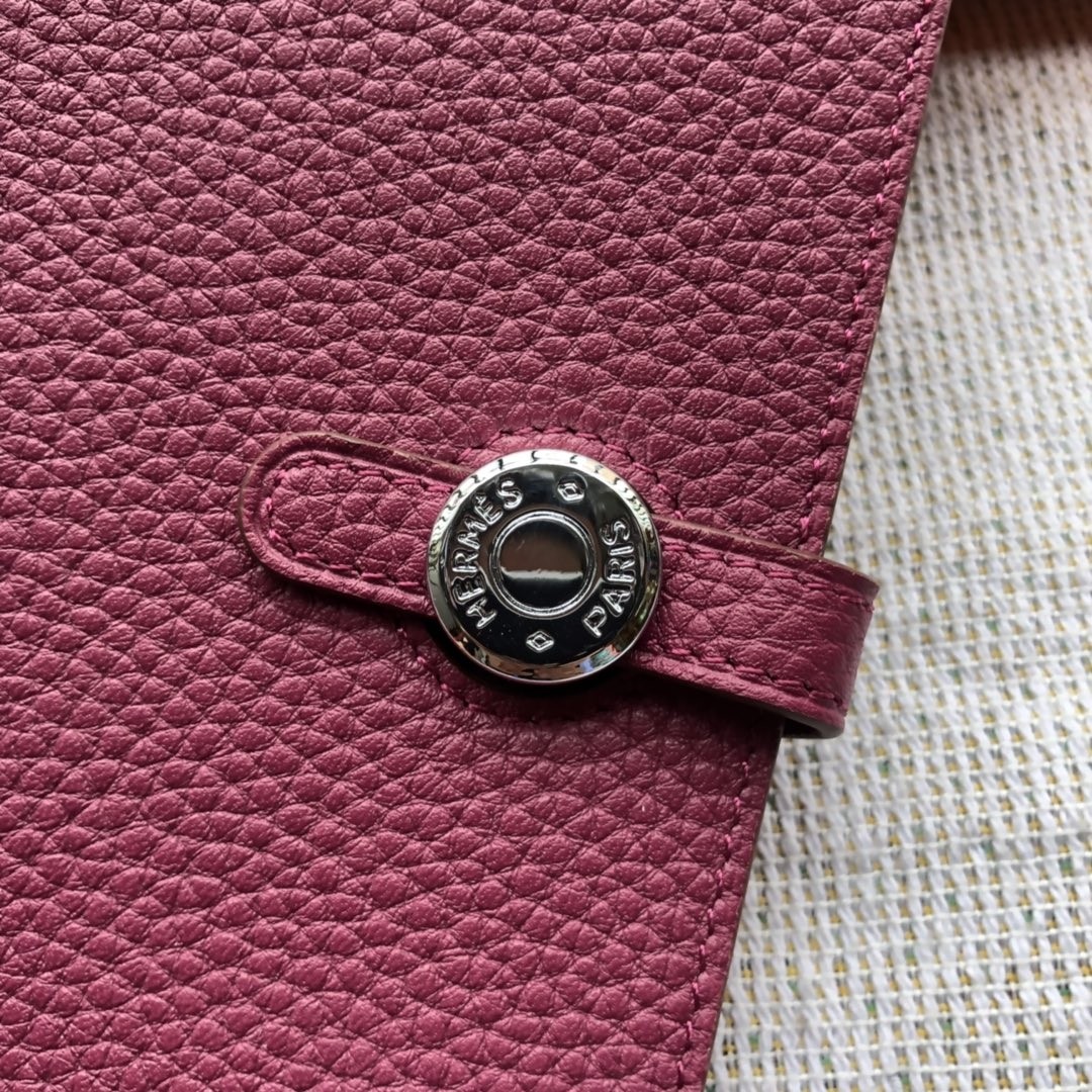 Hermes Dogon Compact Wallet Medium Peach