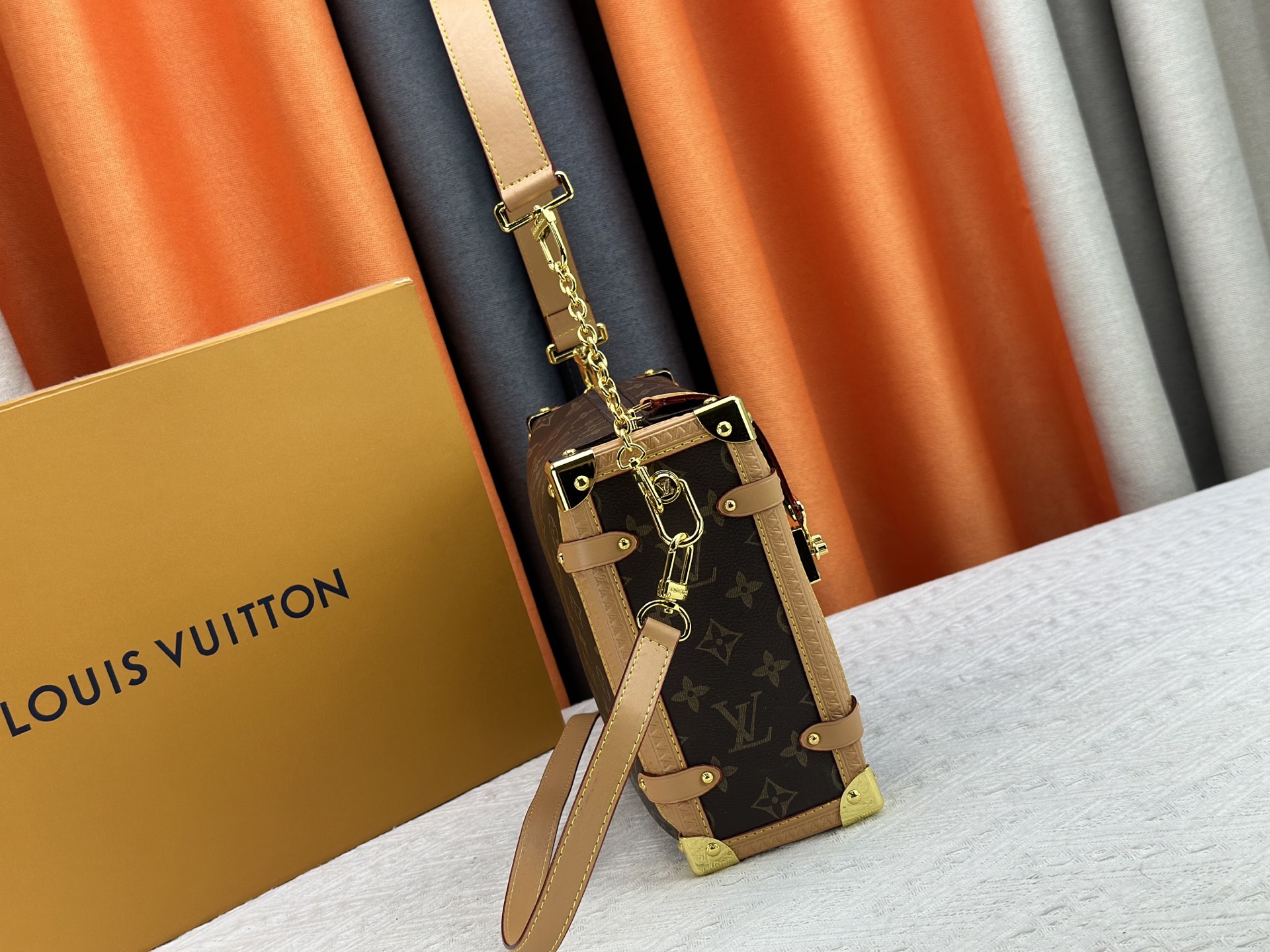 Louis Vuitton Side trunk pm handbag M46358