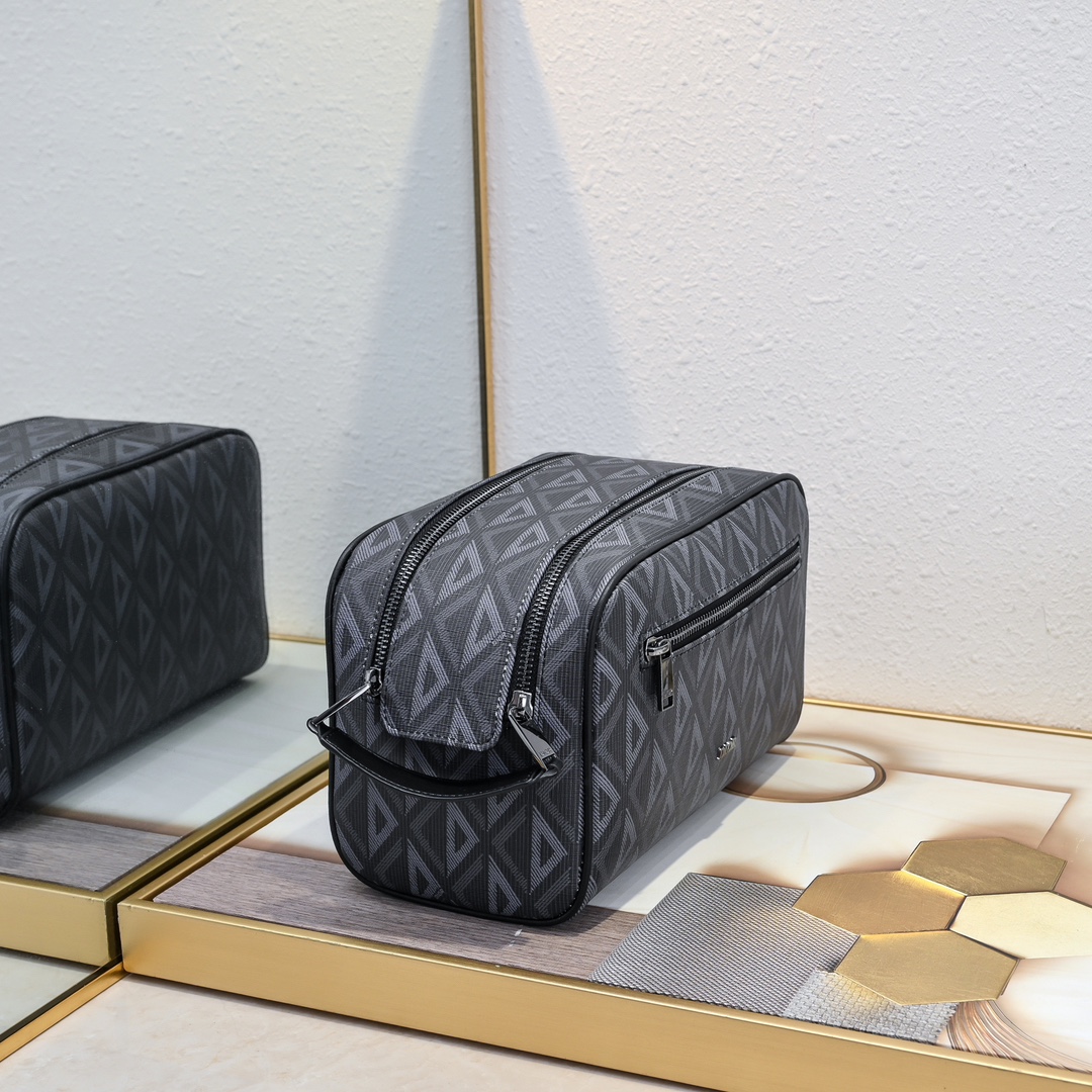 Dior Toiletry bag 2492 XB081 24.5cm