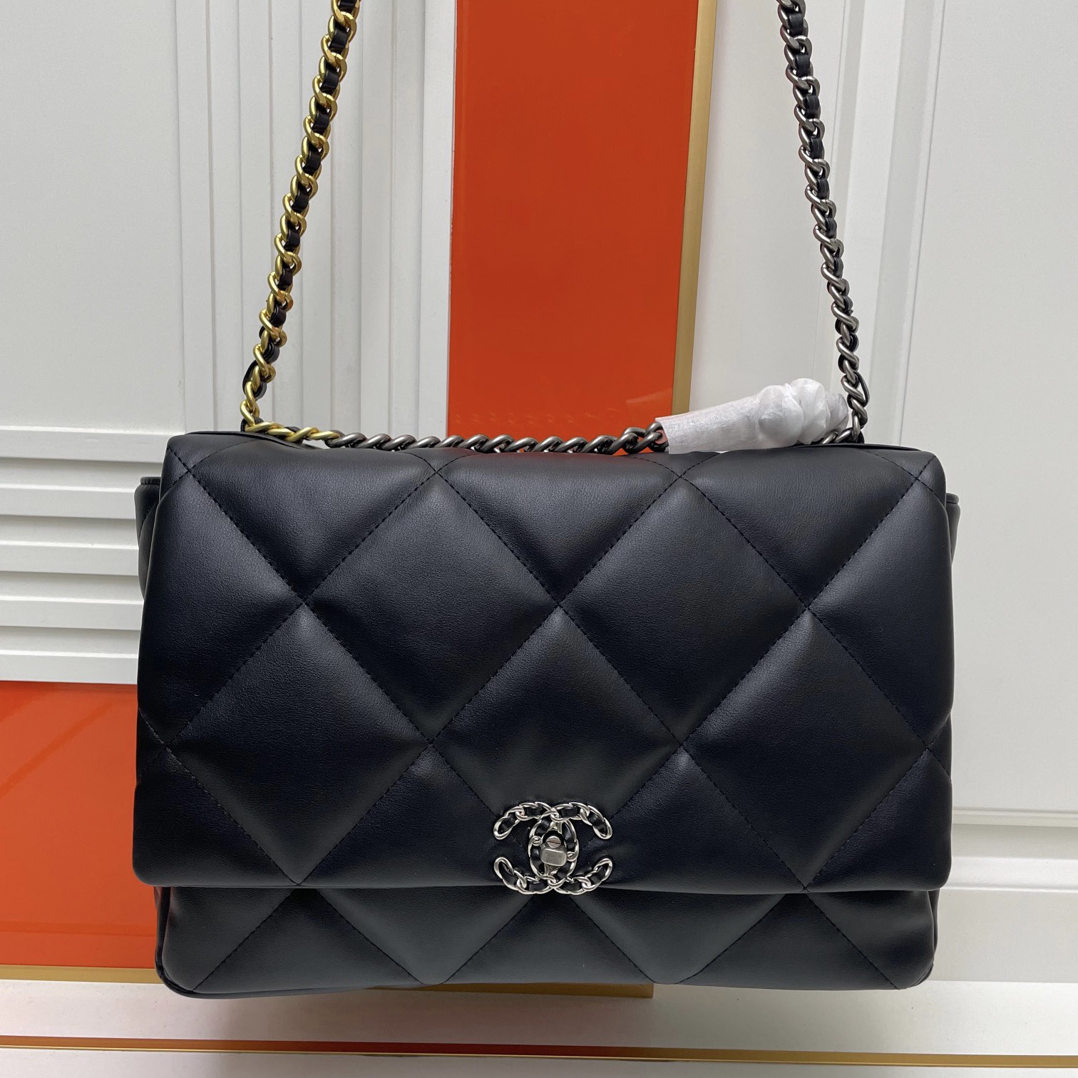 Chanel 19bag Lambskin Gold Buckle Shoulder Crossbody Bag (Replica）