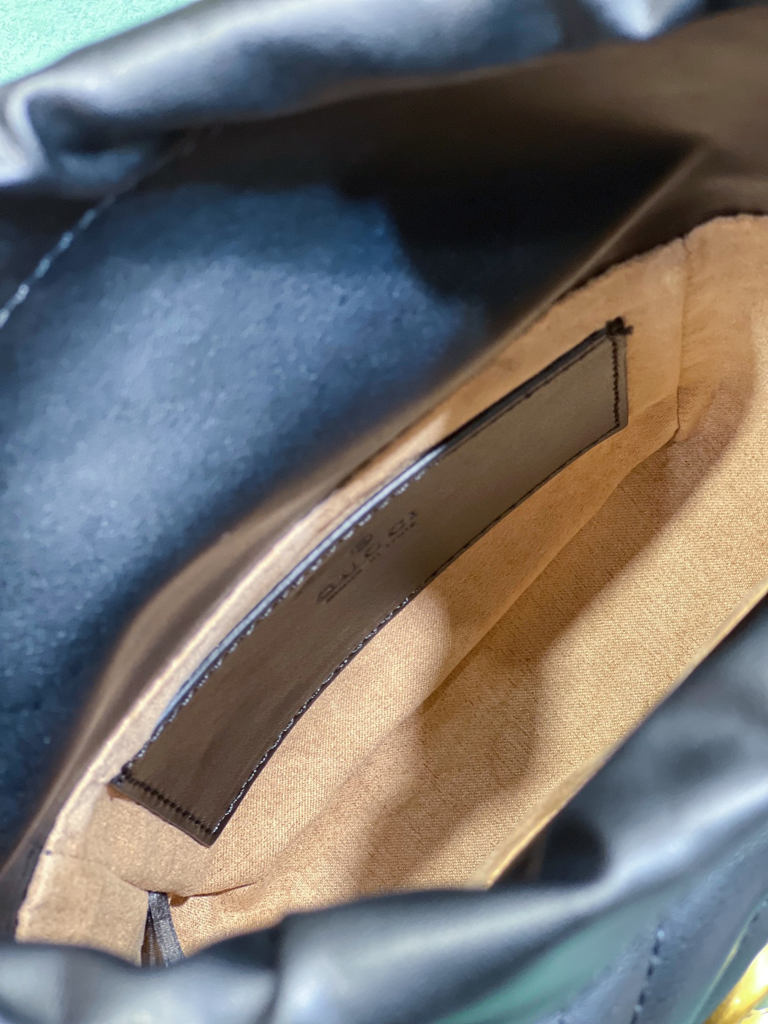 Gucci Marmont Mini Bucket Bag 746433