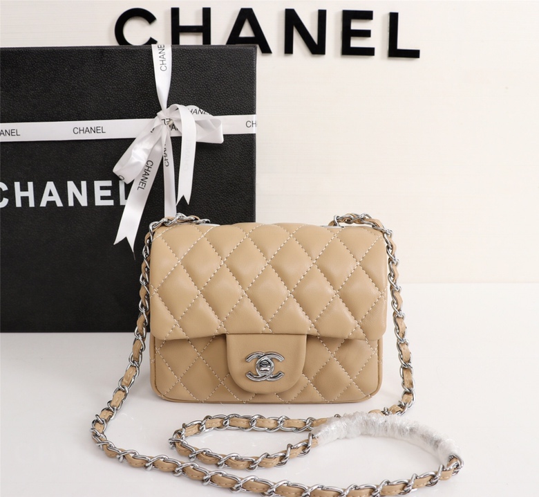 chanel1115PYD041 18x14x7 cm Silver logo