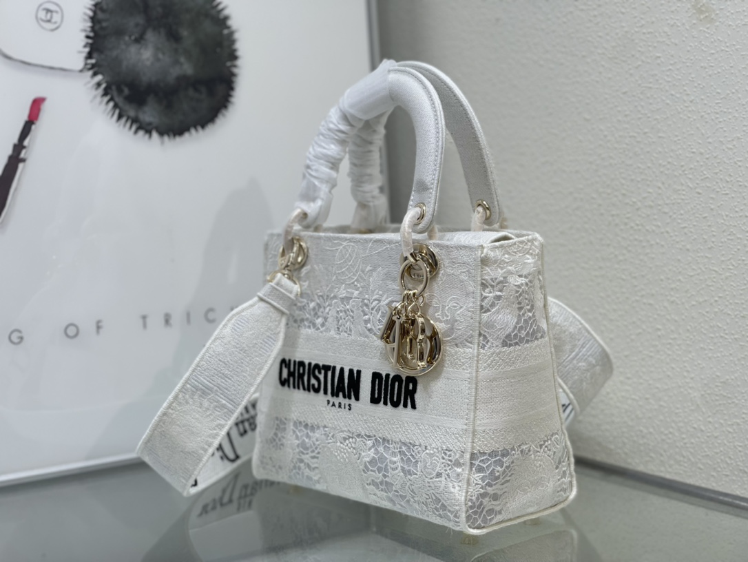 10A + top quality Dior Medium Lady D-Lite Bag 9920 LM003 24cm