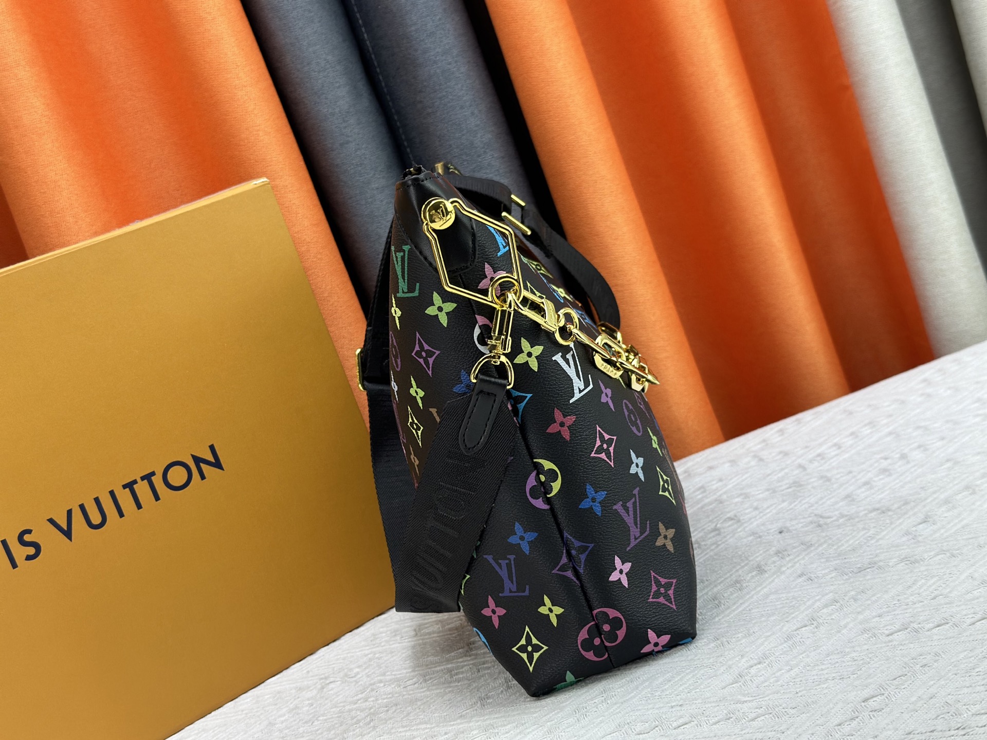 Louis Vuitton Coussin Handbag M12068 M12071