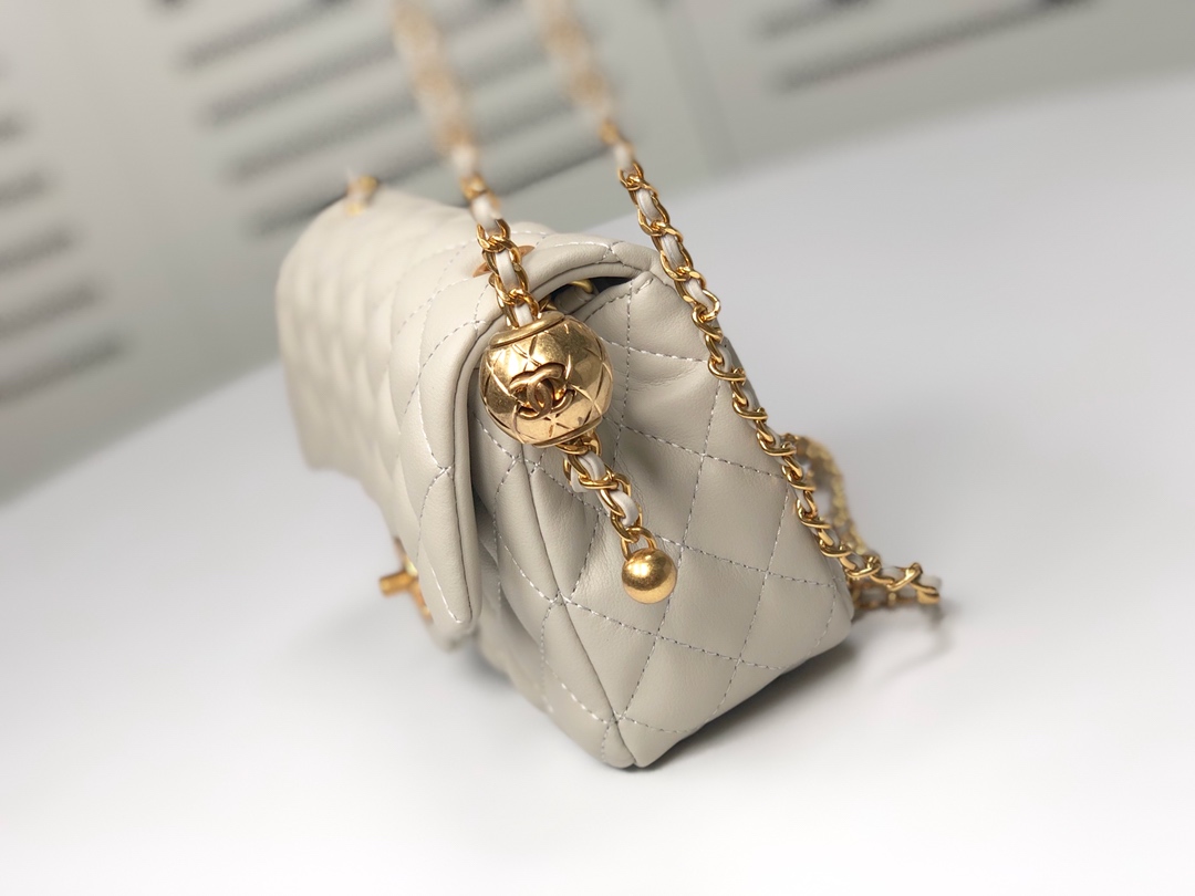 Chanel Cross Body Metal Ball Chain Shoulder Bag Handbag