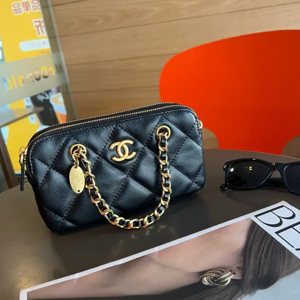 Chanel 23K Chain Bag 1015 LM071 20cm