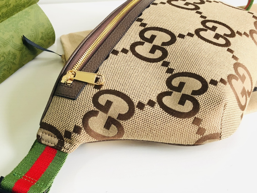 GUCCI696031smile051  39x 17x 4 cm