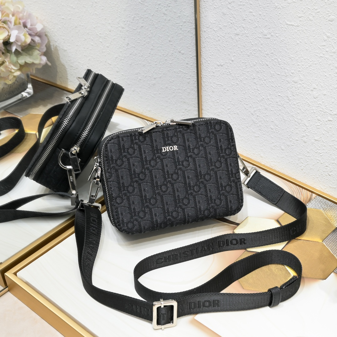 DIOR Oblique Classic Embroidery Crossbody Bag(Replica)