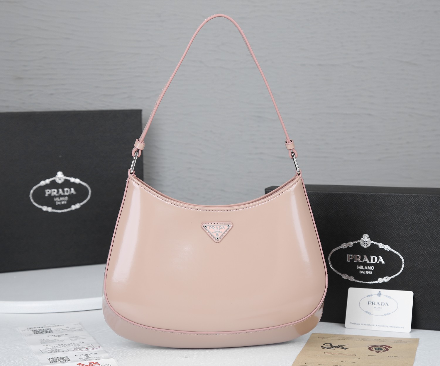 Prada 1BC499 22PJ041 27CM no flap
