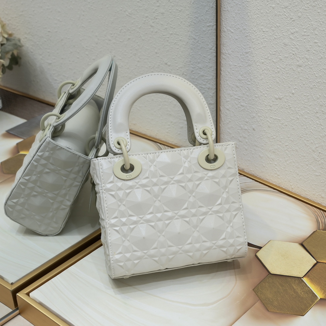 Mini Lady Dior Bag White Diamond Motif 3002 XB081 17cm