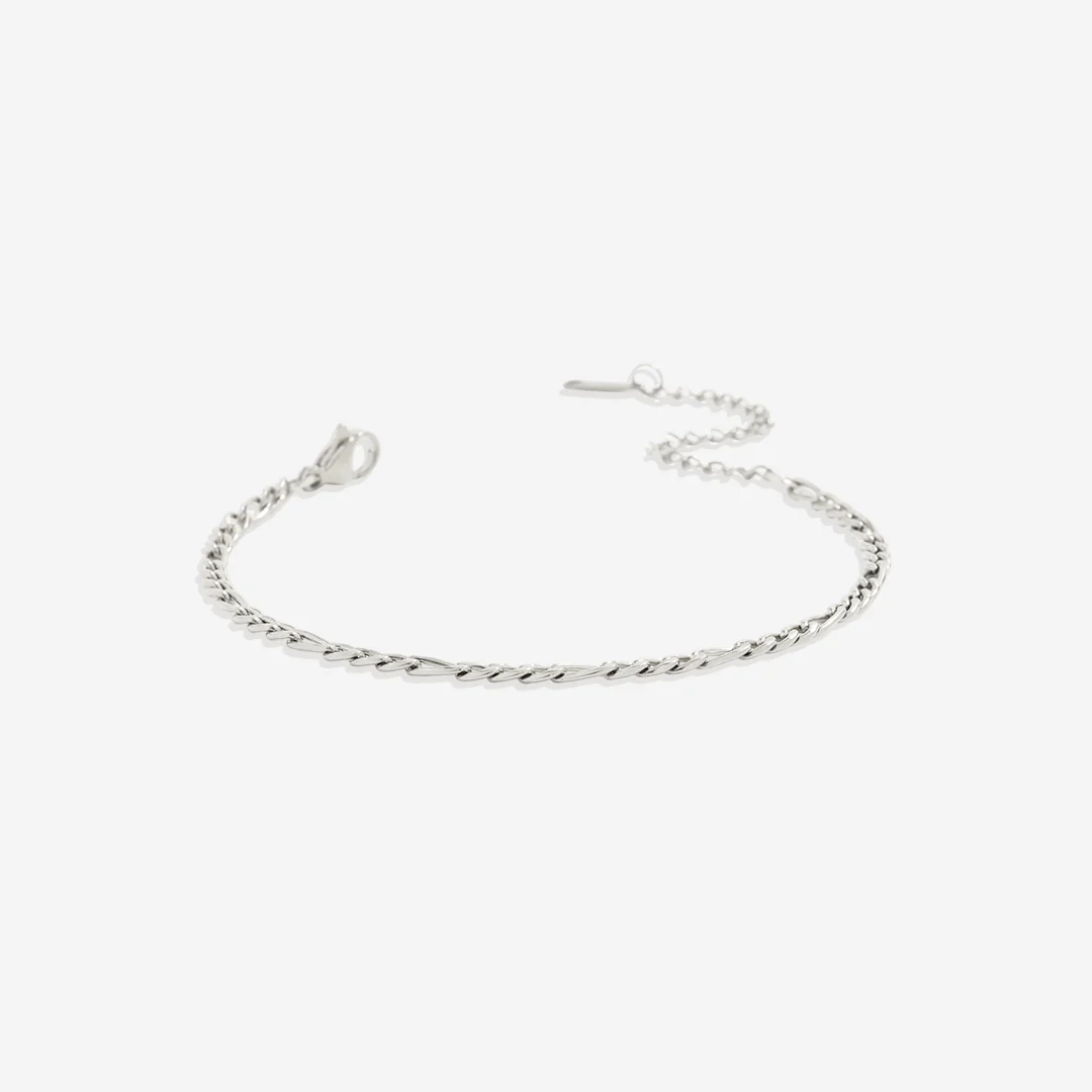 Essential Figaro Chain Bracelet