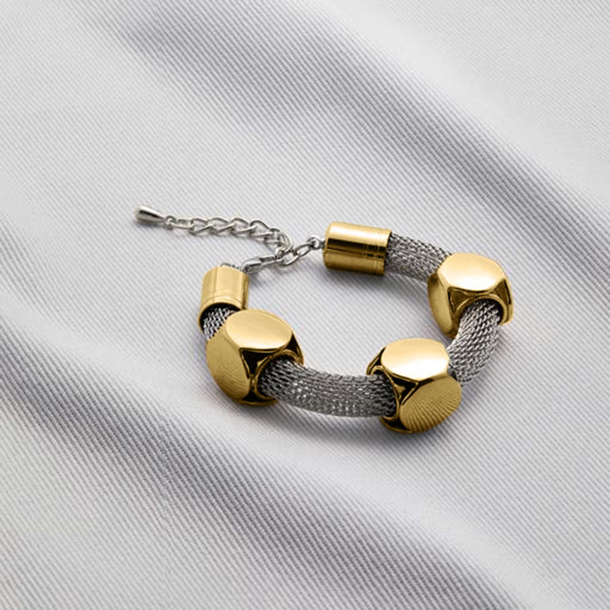 Test - Tri-Cube Metal Bracelet