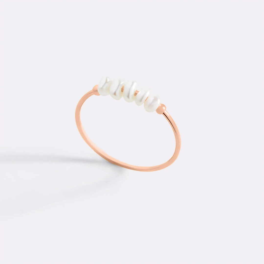 Mini Pearl Ring