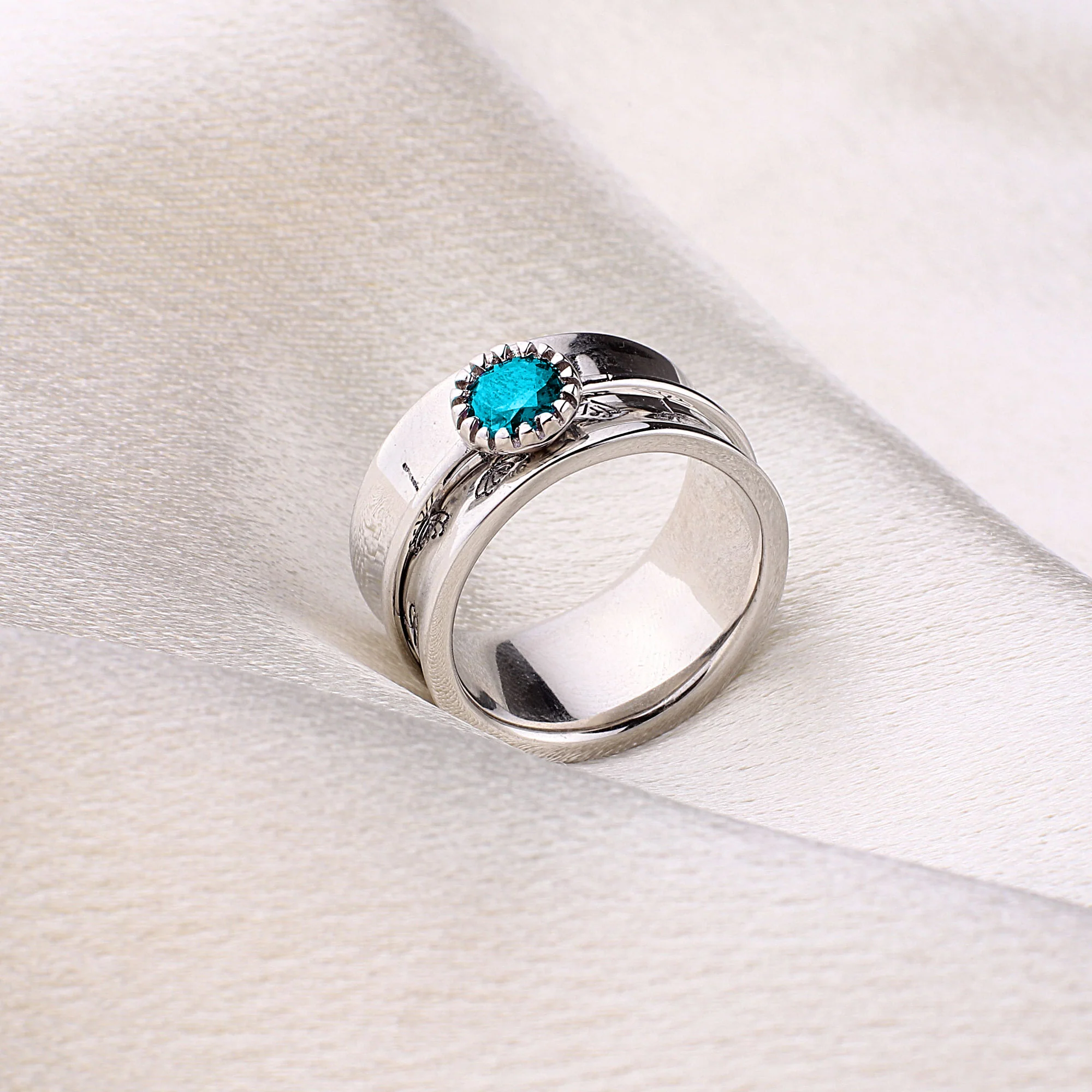 Silver Dandelion Birthstone Spinning Fidget Ring