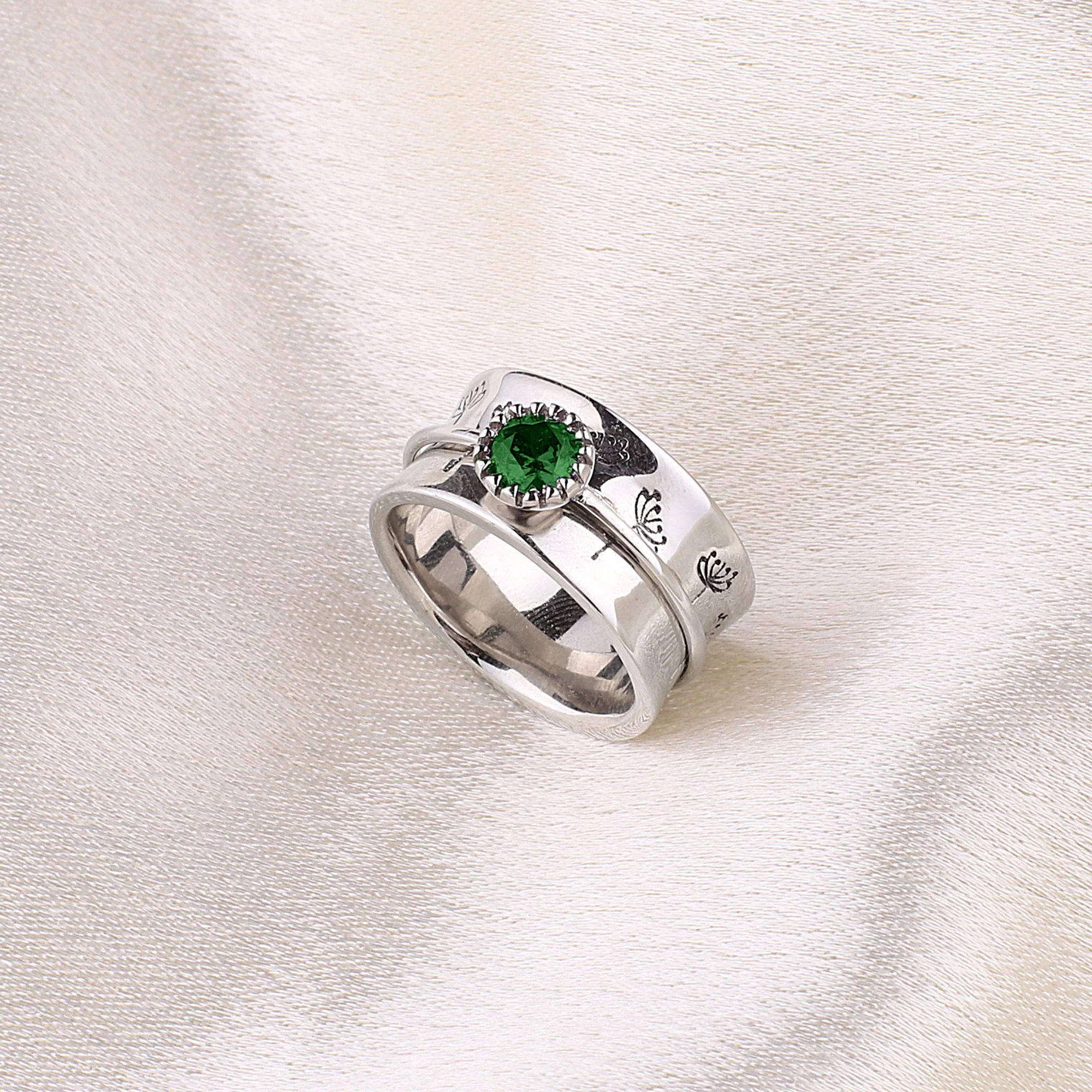 Silver Dandelion Birthstone Spinning Fidget Ring
