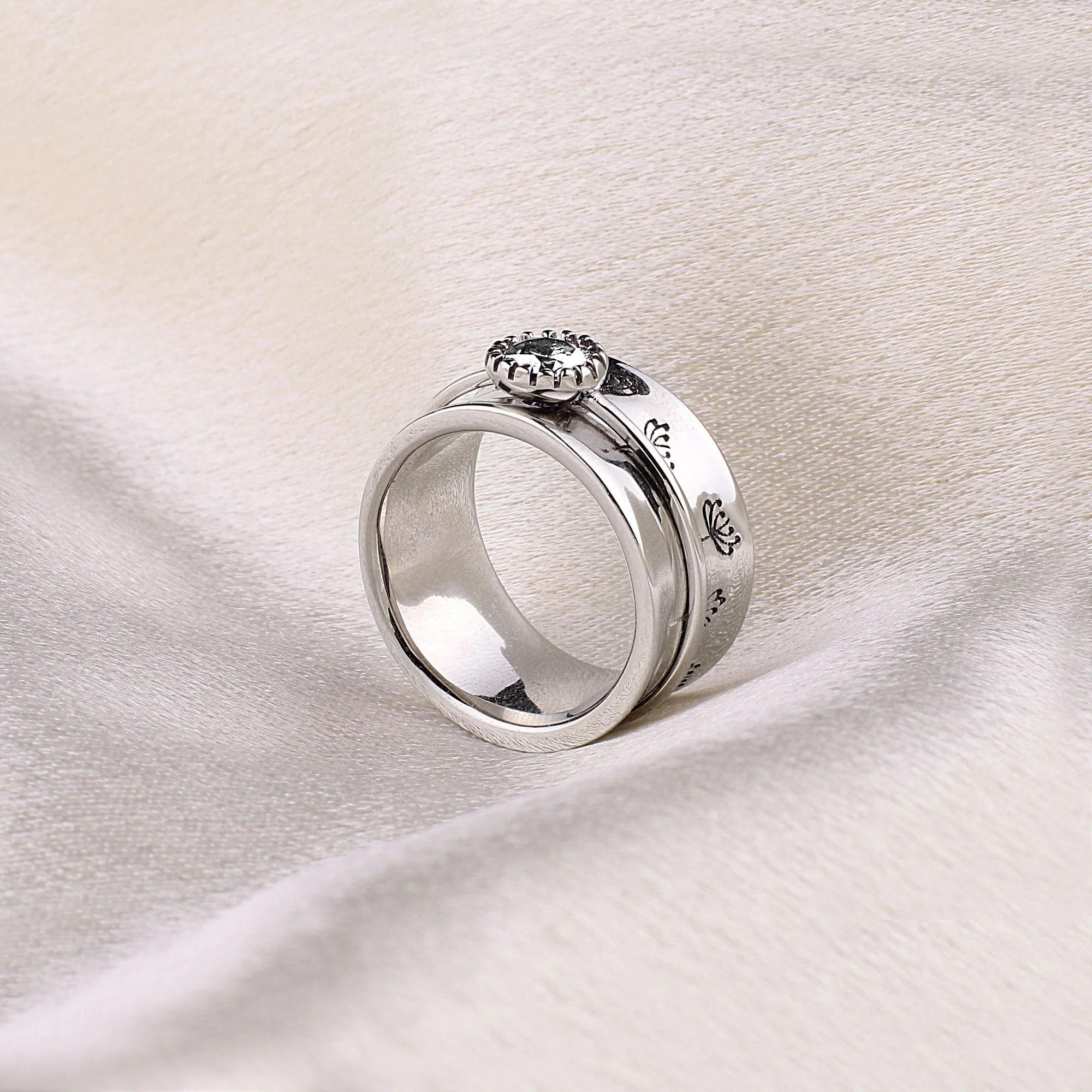 Silver Dandelion Birthstone Spinning Fidget Ring