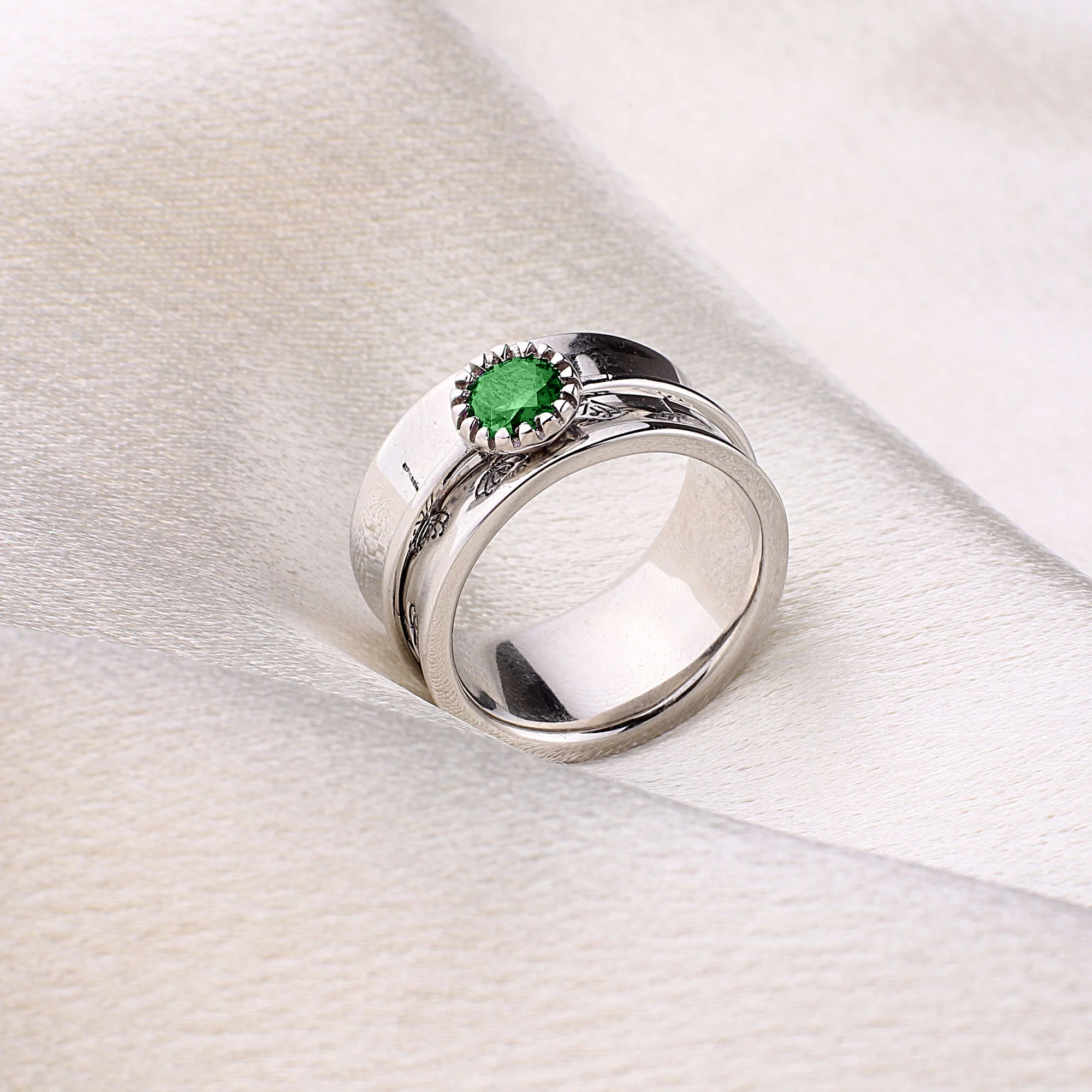 Silver Dandelion Birthstone Spinning Fidget Ring