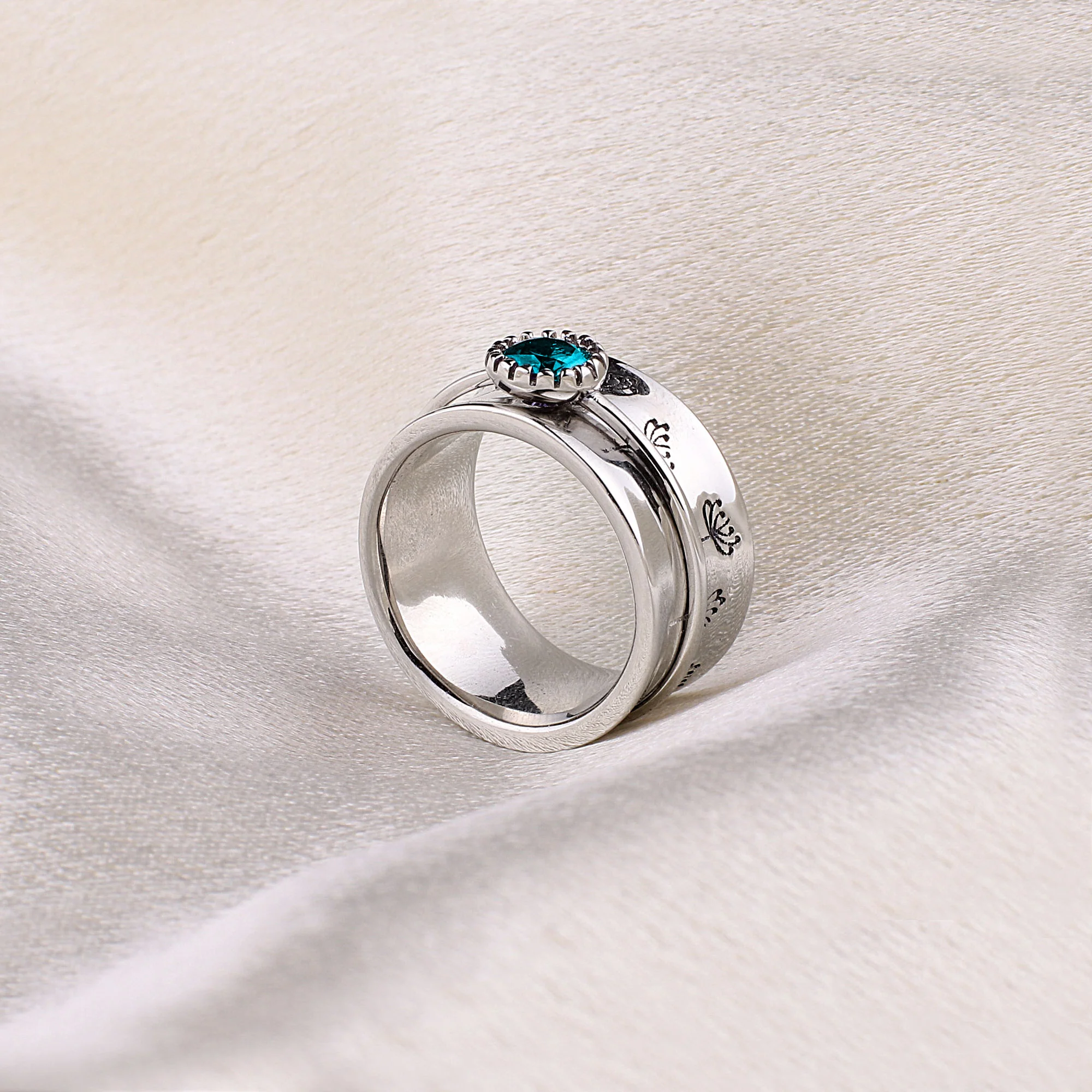 Silver Dandelion Birthstone Spinning Fidget Ring