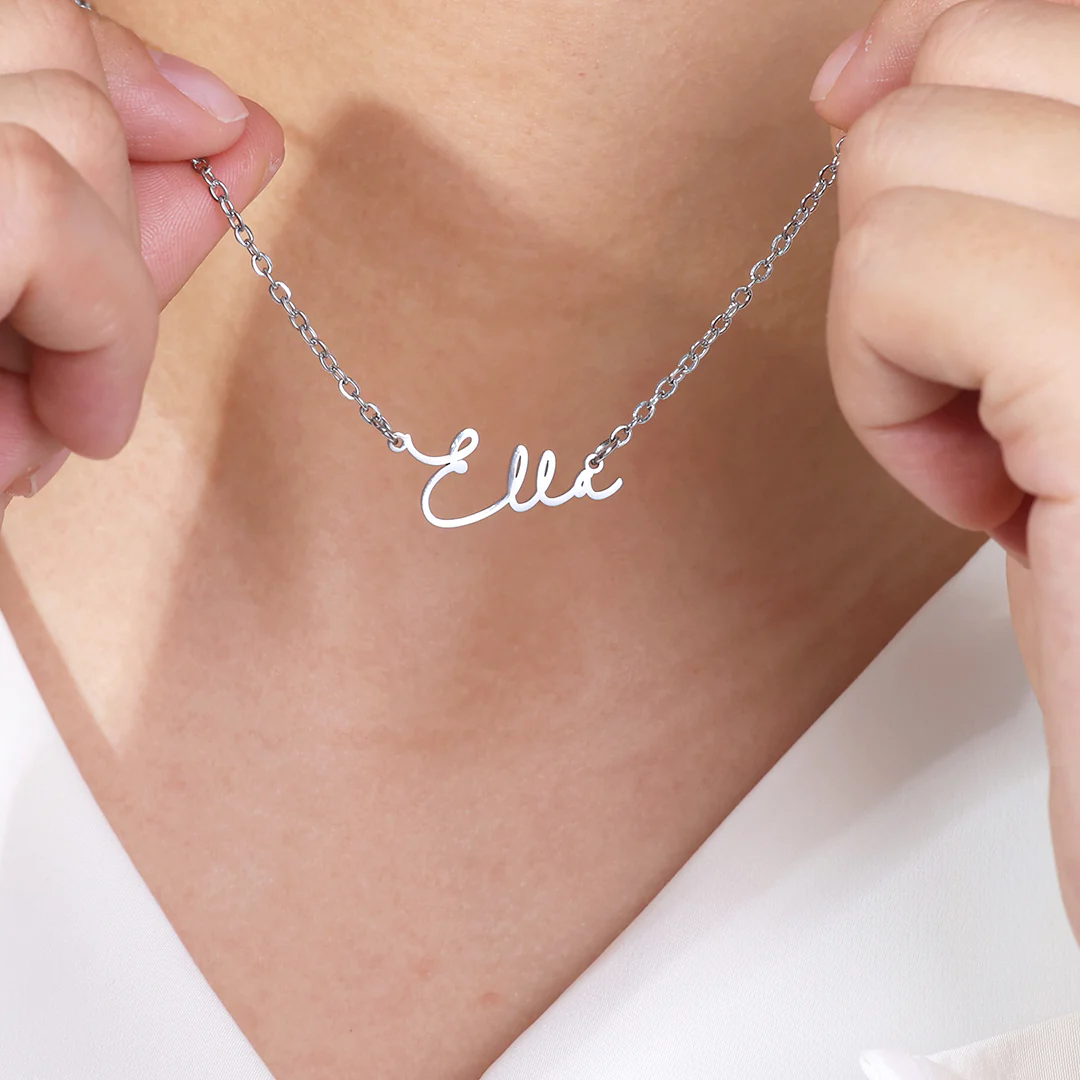 Mon Amour Name Necklace