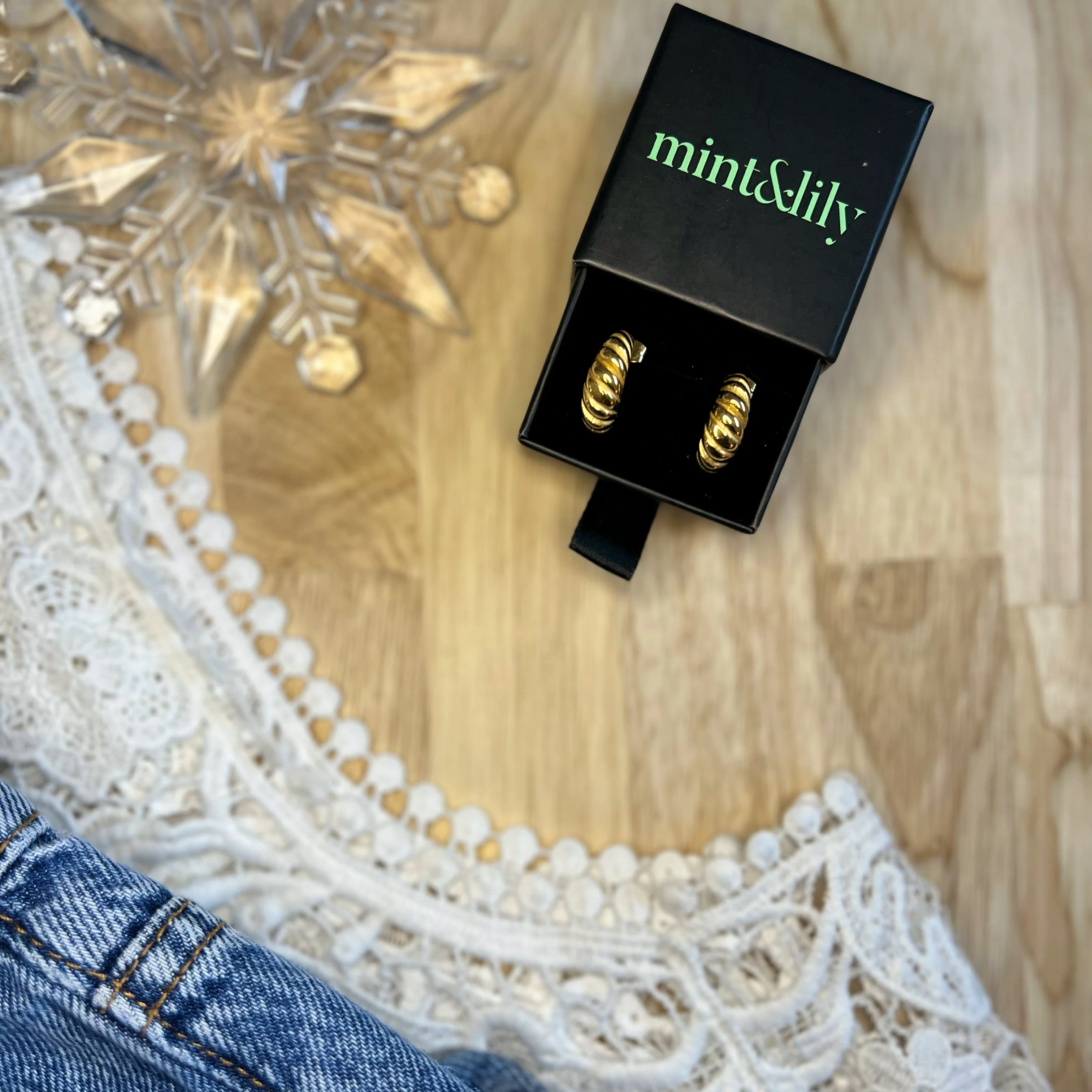 Croissant Dome Hoops