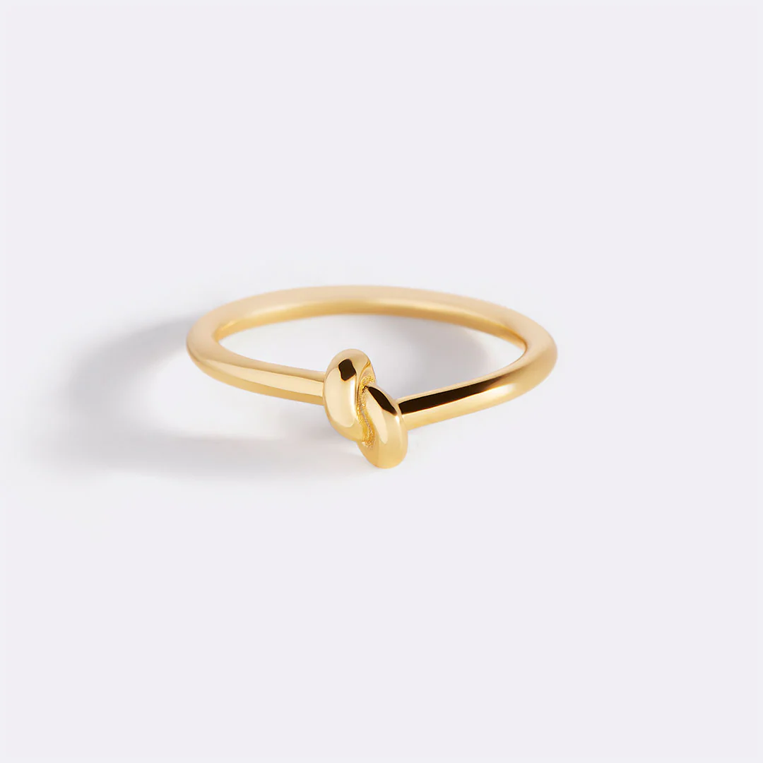 Classic Gold Knot Ring
