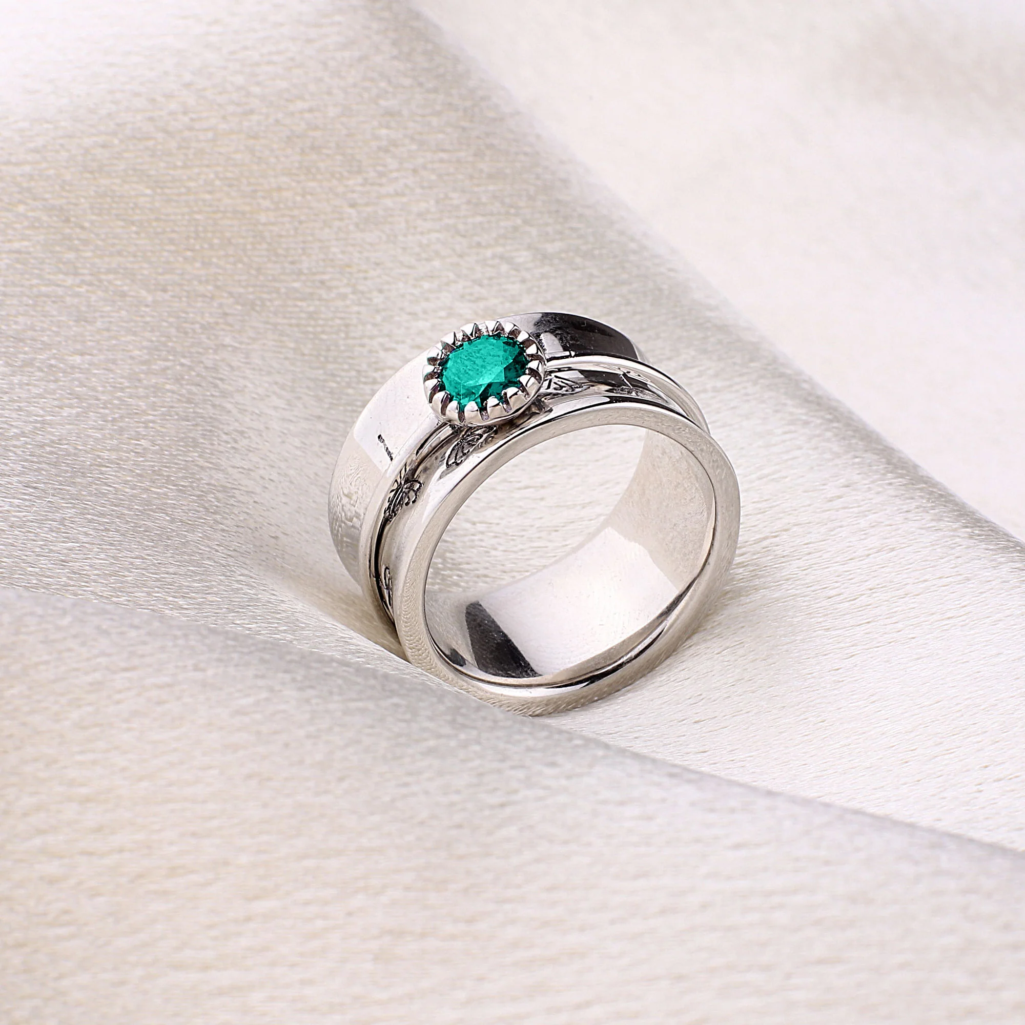 Silver Dandelion Birthstone Spinning Fidget Ring