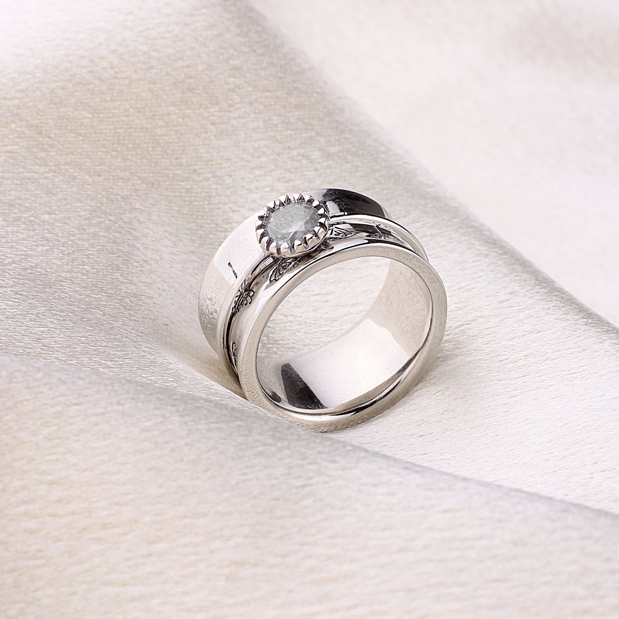 Silver Dandelion Birthstone Spinning Fidget Ring