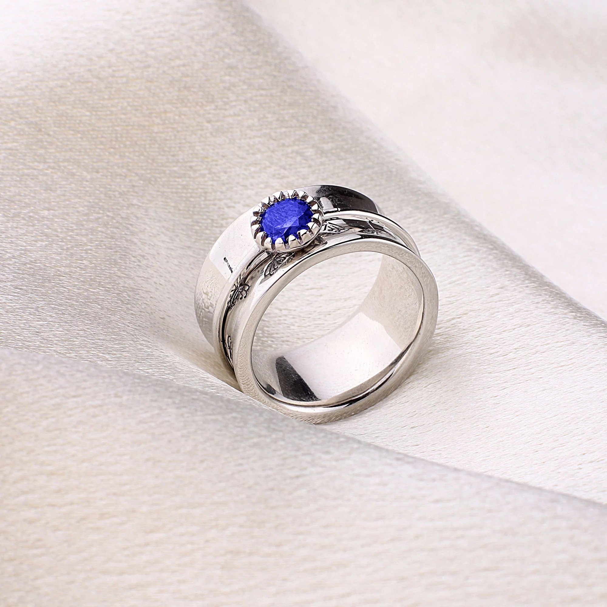 Silver Dandelion Birthstone Spinning Fidget Ring