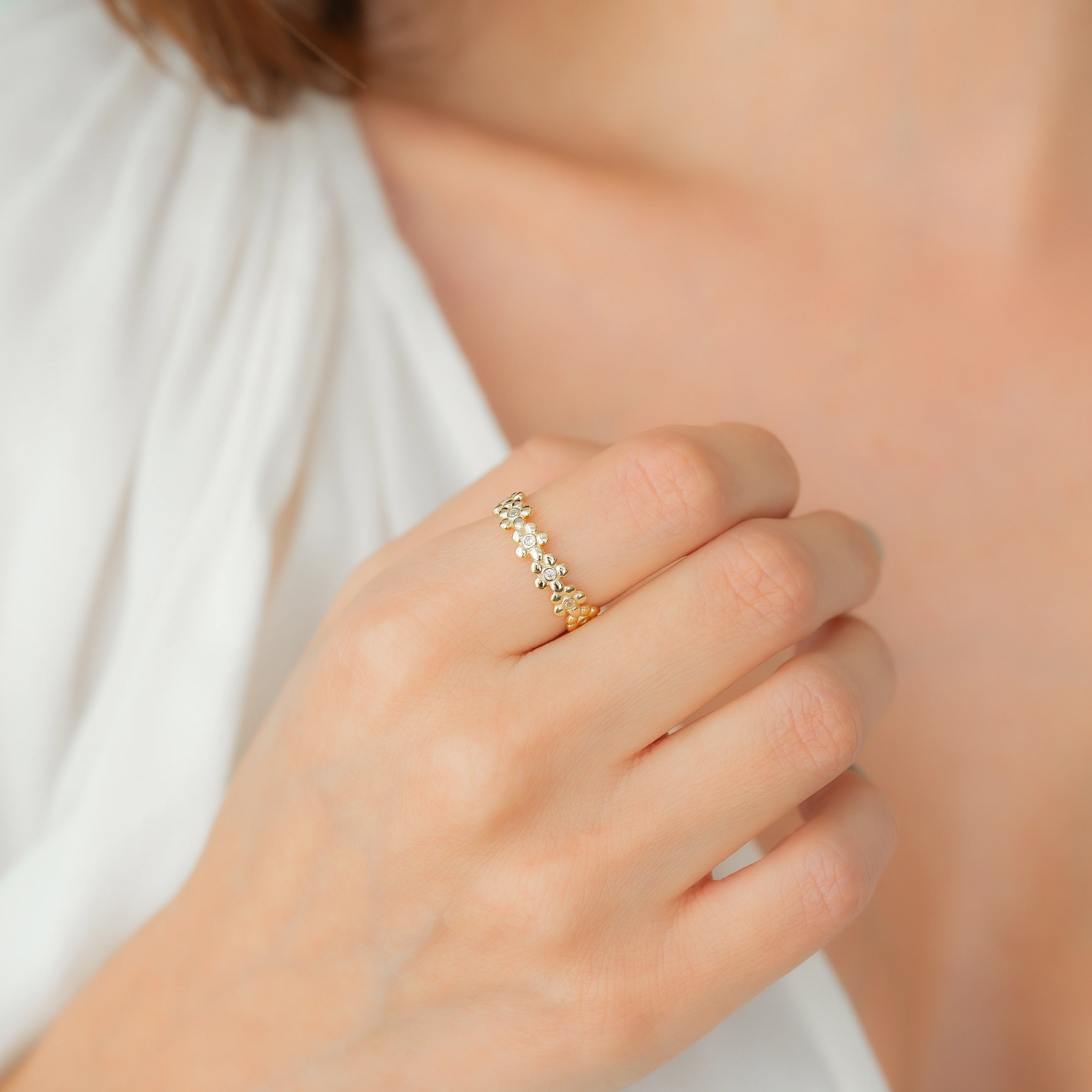 Diamonds & Daisies Eternity Ring