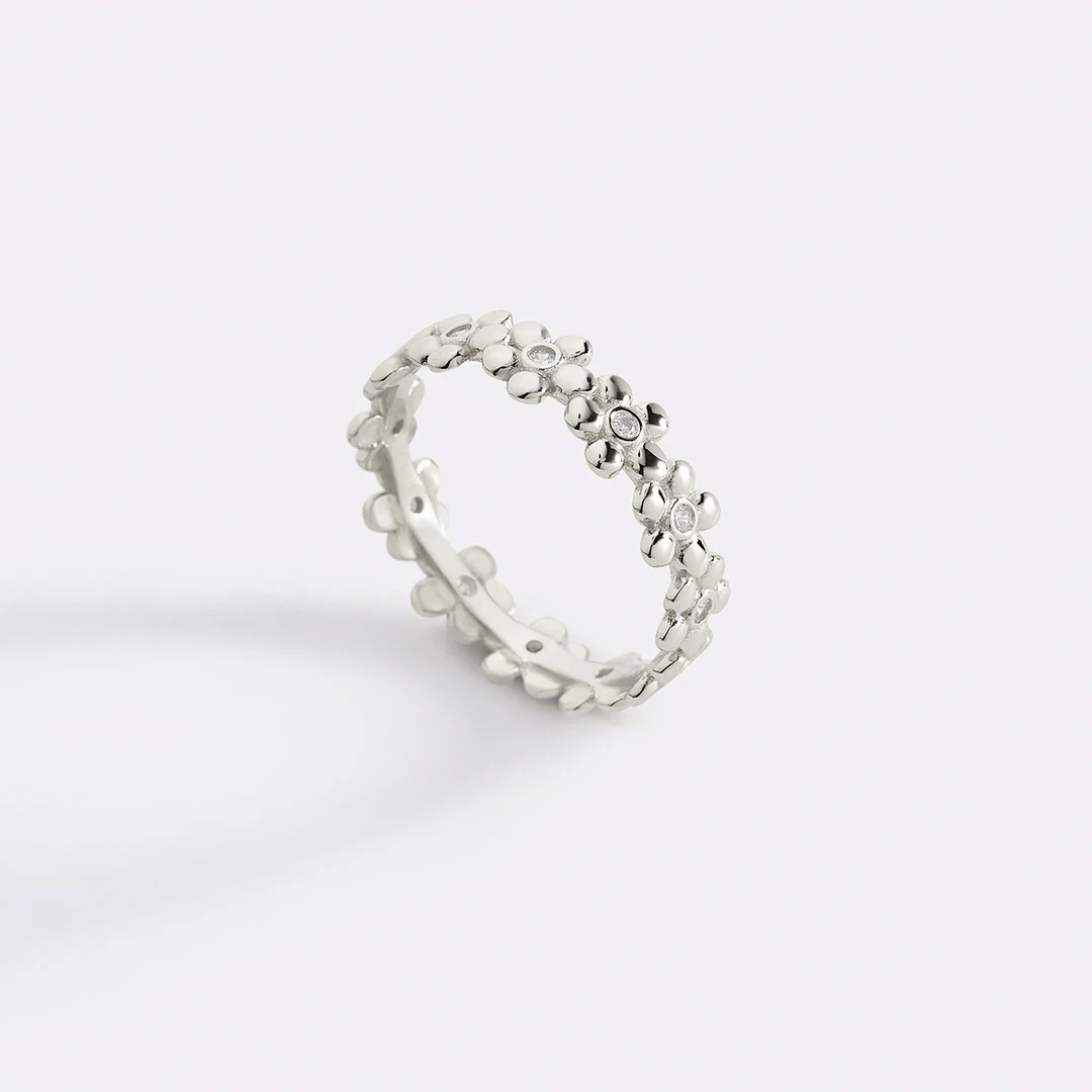 Diamonds & Daisies Eternity Ring