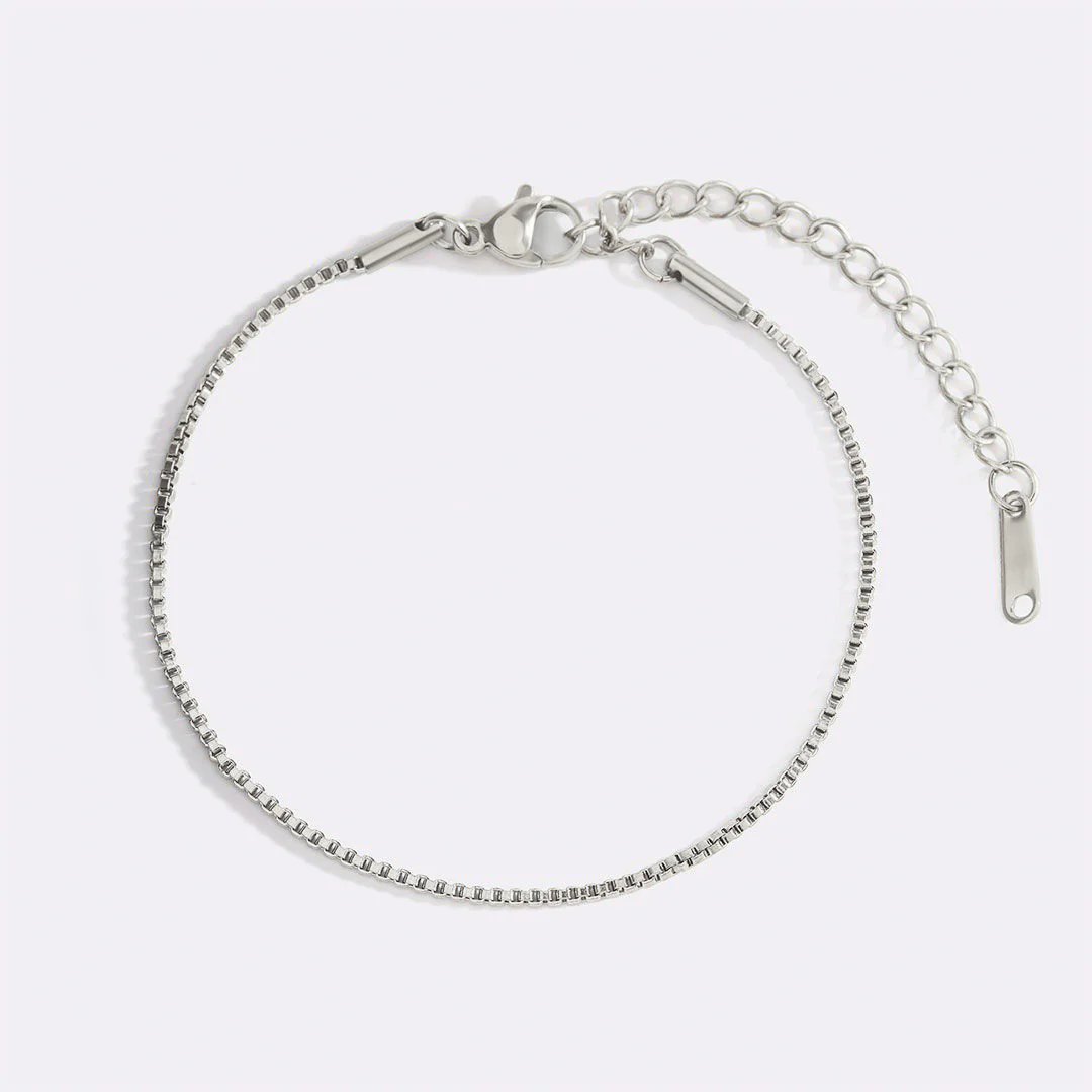Essential Box Chain Bracelet