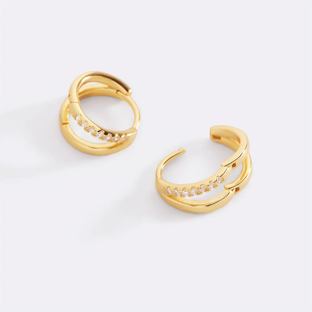 The Luna Double Huggies