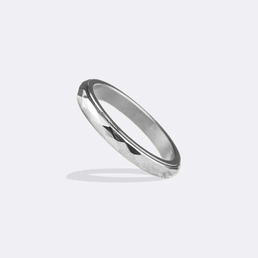 Dainty Hammered Band Spinning Fidget Ring