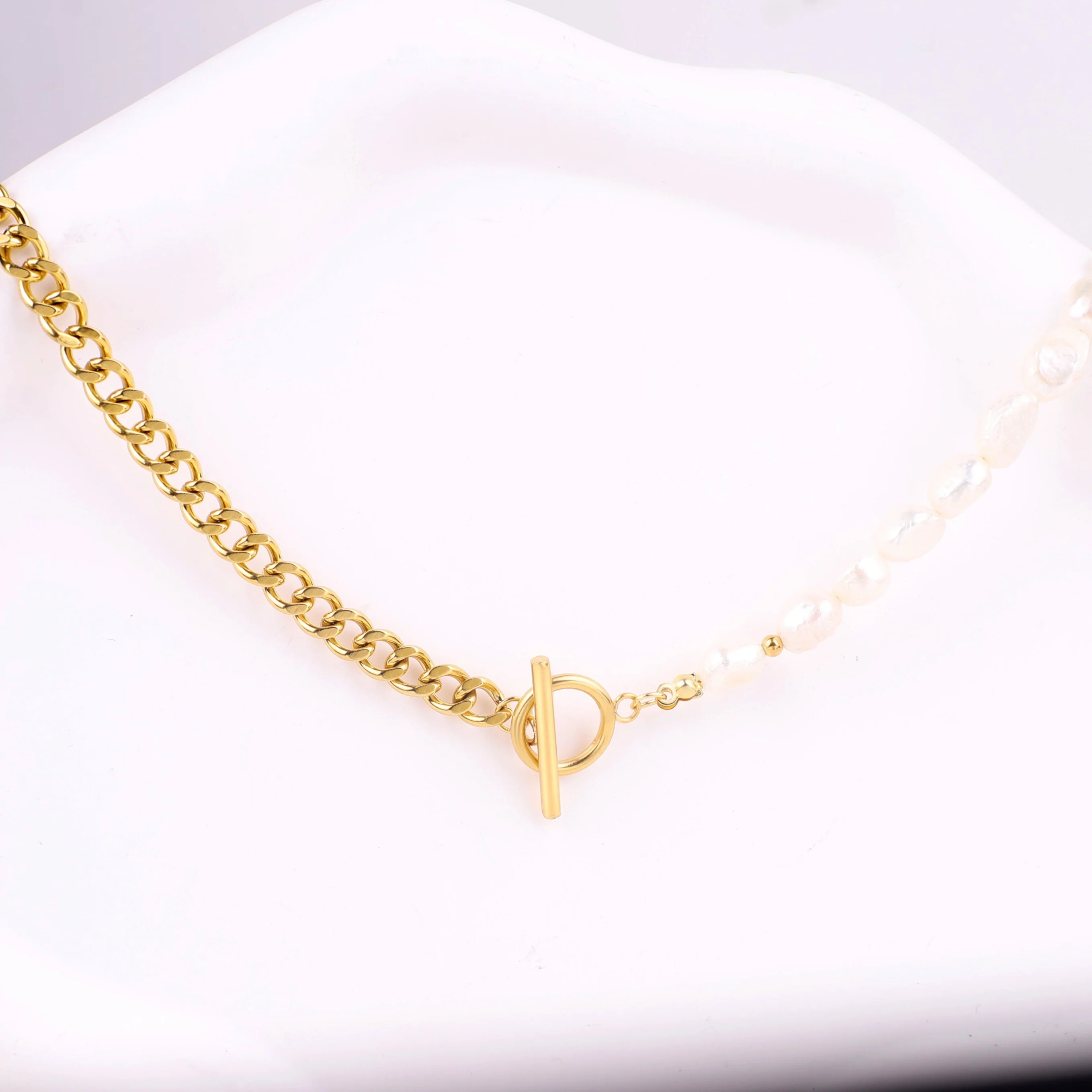 Half Chain Pearl Necklace