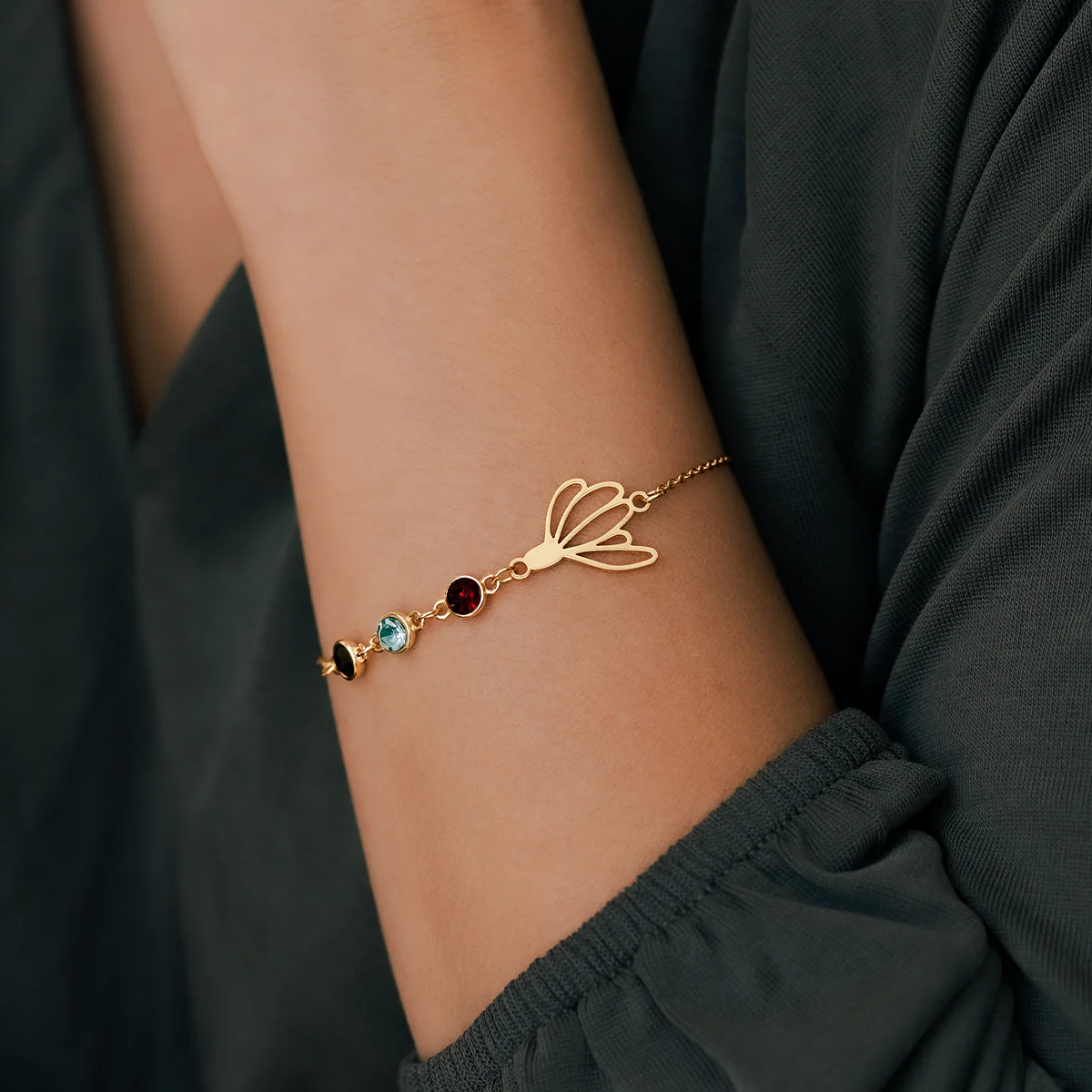 Personalized Birth Flower & Birthstones Bracelet February Iris