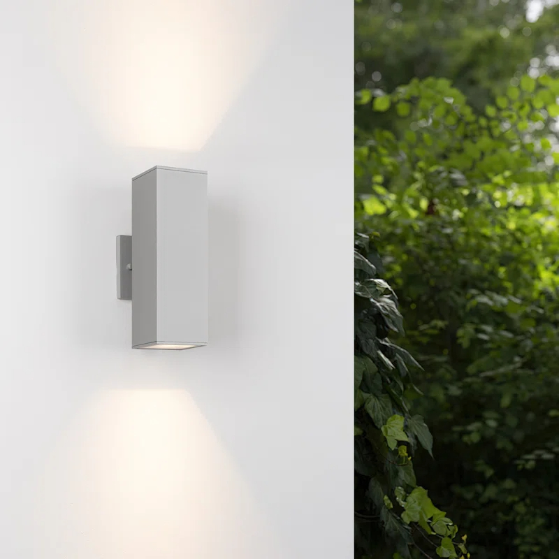 Alvisa Outdoor Wall Light in 2 Lights with Aluminum