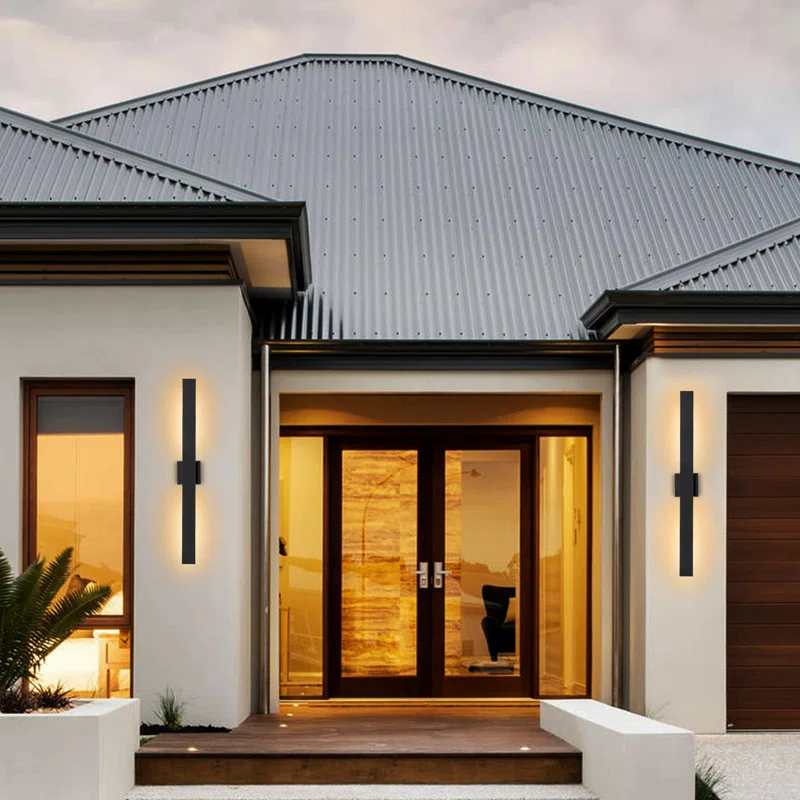 Bulb Integrated LED Outdoor Armed Sconce