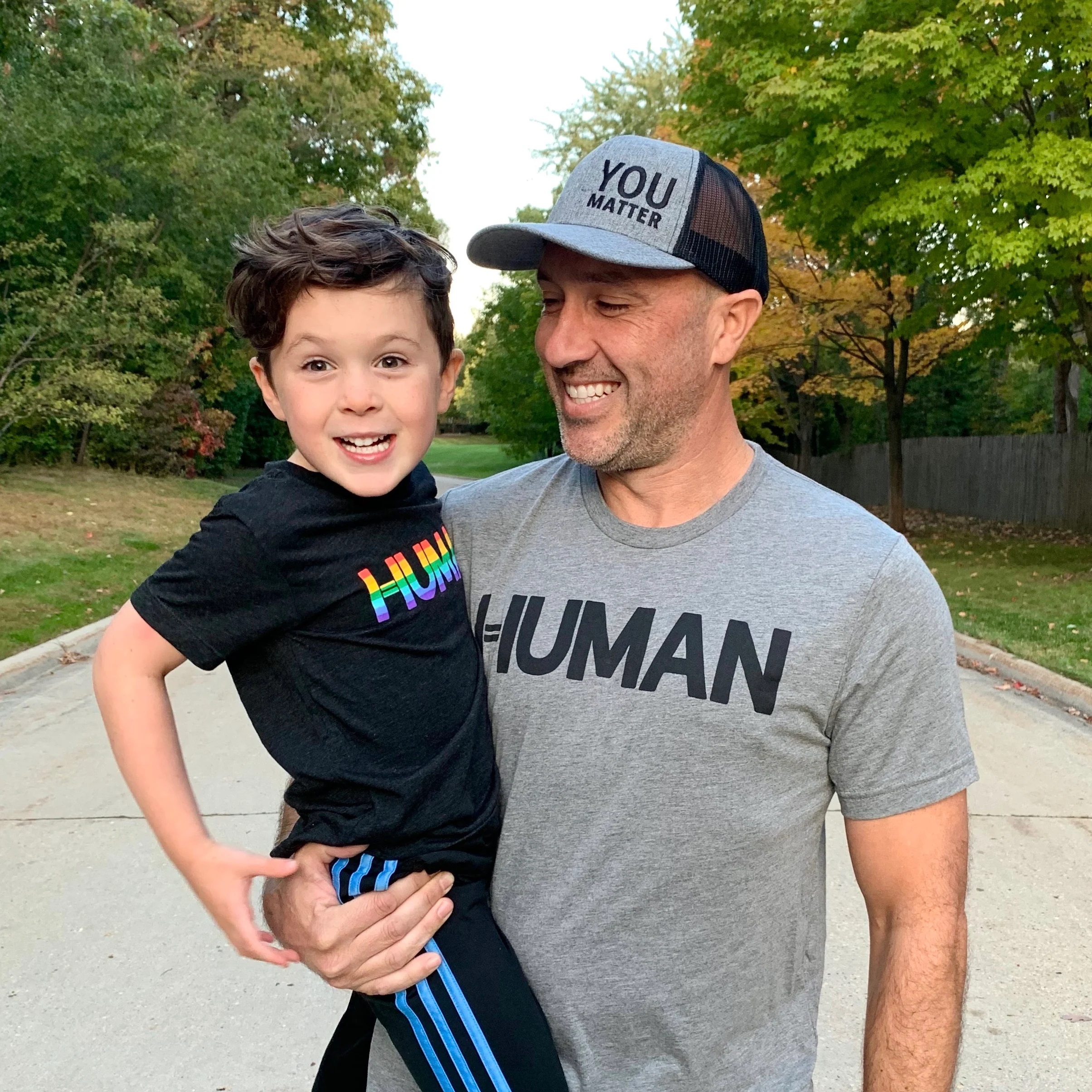 HUMAN ADULT T-SHIRT