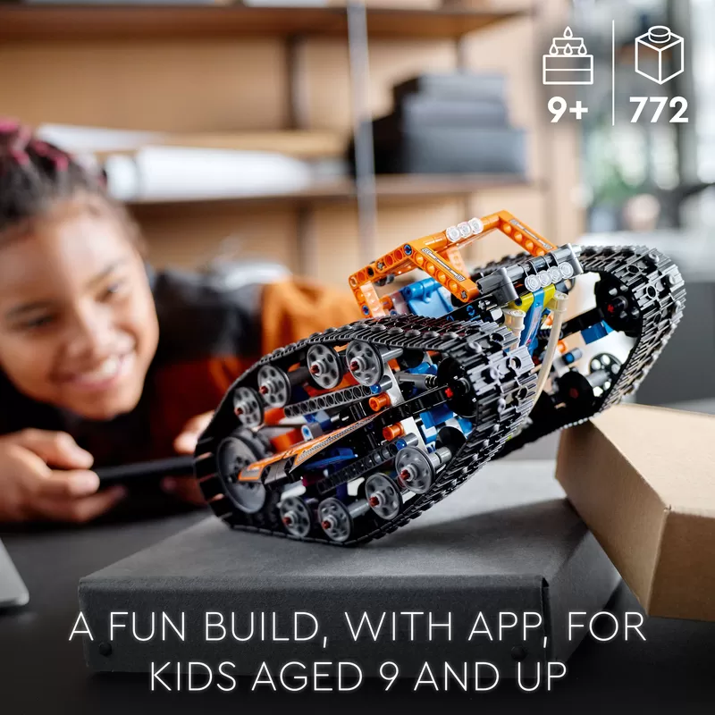 - 42140 TECHNIC APP-CONTROLLED TRANSFORMATION VEHICLE