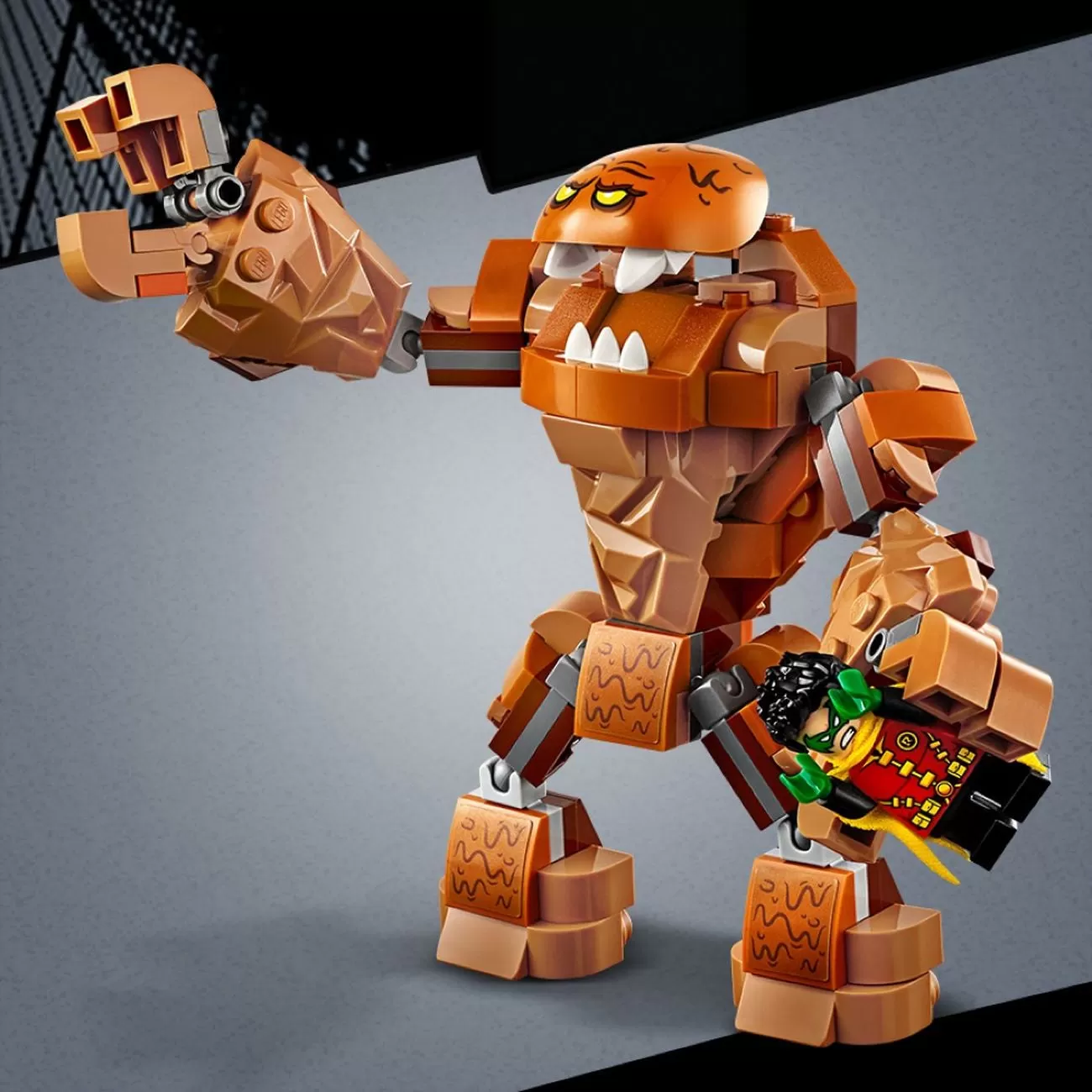 - 76122 DC SUPER HEROES BATCAVE CLAYFACE INVASION