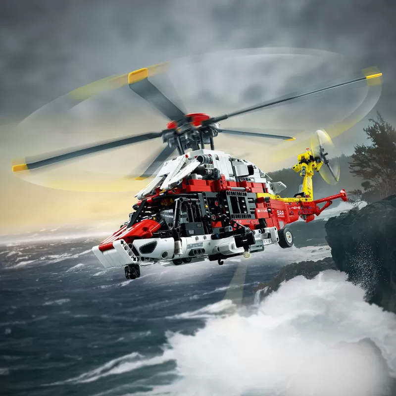 - 42145 TECHNIC AIRBUS H175 RESCUE HELICOPTER