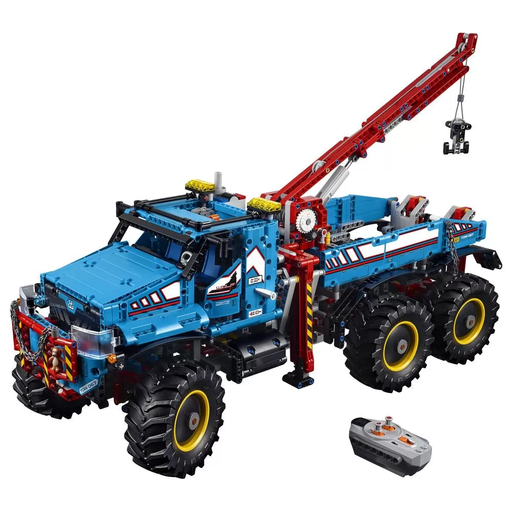 - 42070 6x6 All Terrain Tow Truck