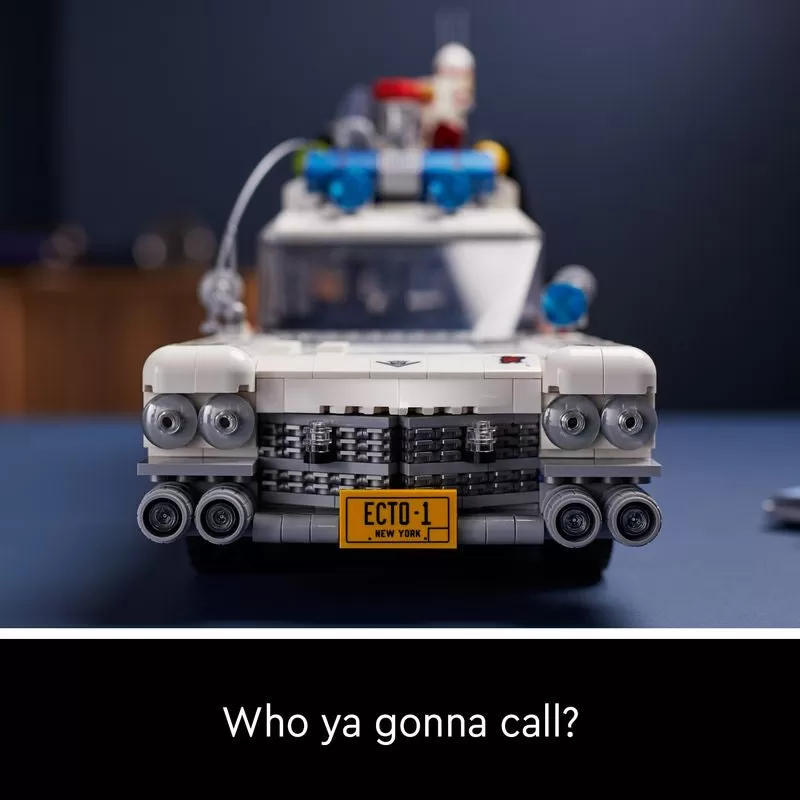 - 10274 CREATOR EXPERT GHOSTBUSTERS ECTO-1