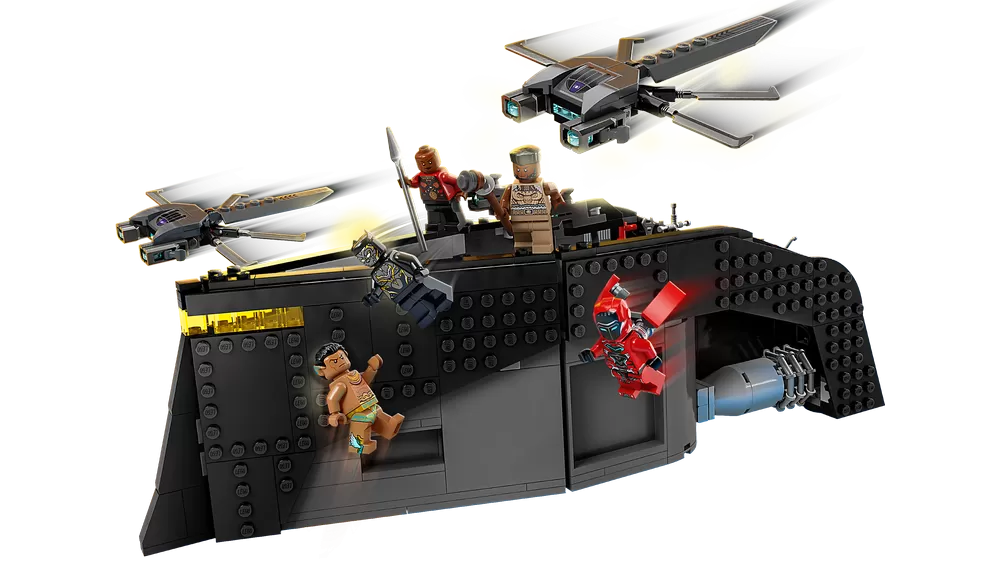 - 76214 SUPER HEROES BLANK PANTHER WAR ON THE WATER