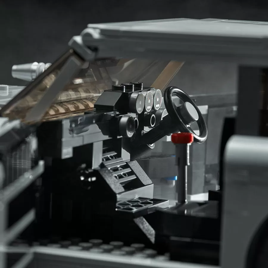 - 10262 CREATOR EXPERT JAMES BOND ASTON MARTIN DB5