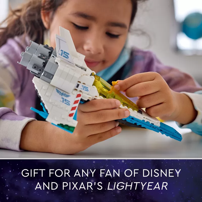 - 76832 - PIXAR LIGHTYEAR XL-15 SPACESHIP