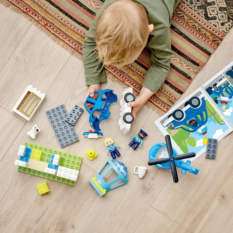 - 10959 DUPLO POLICE STATION & HELICOPTER