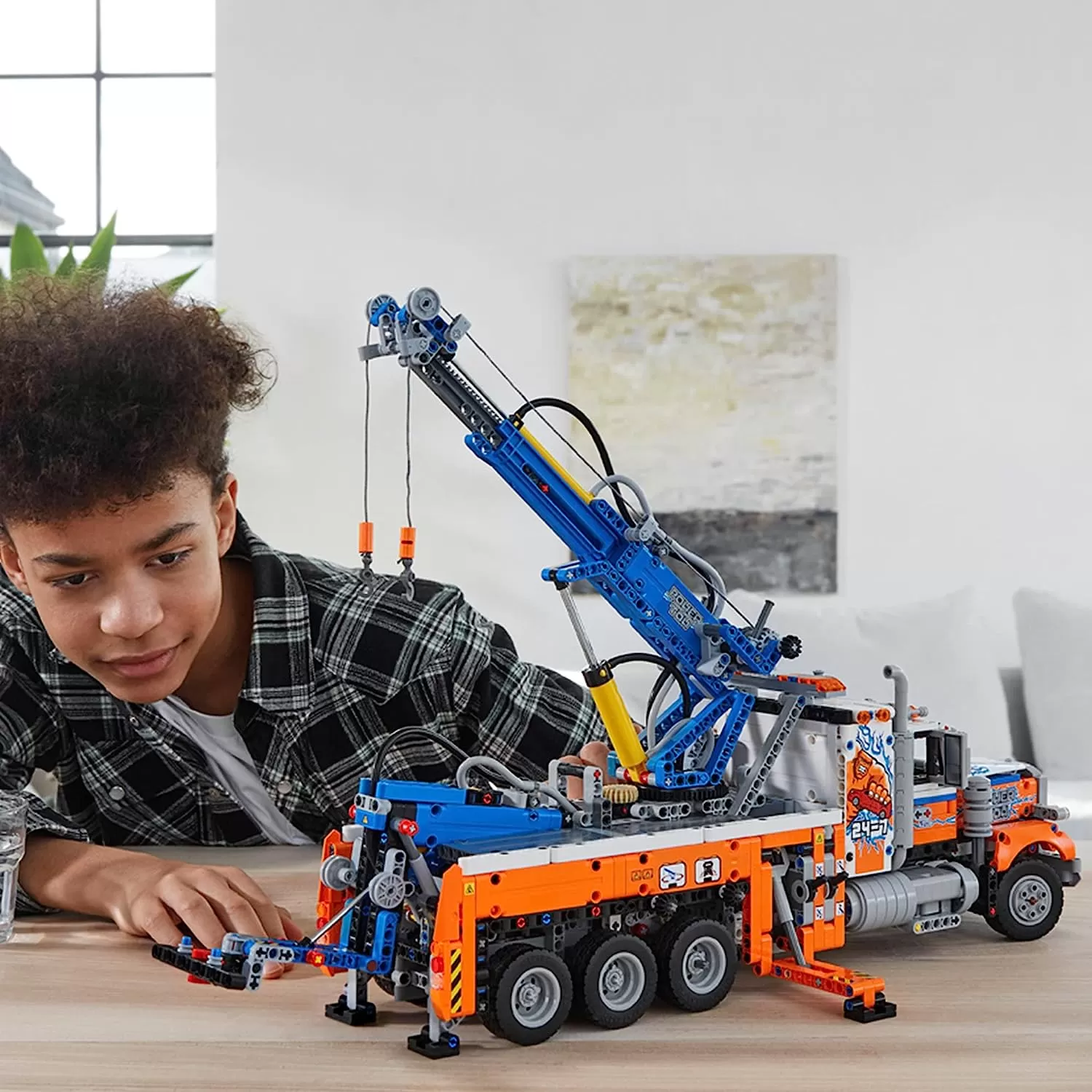 - Technic Heavy-Duty Tow Truck 42128 with Crane Toy Model Building Set, Engineering for Kids Seriesv
